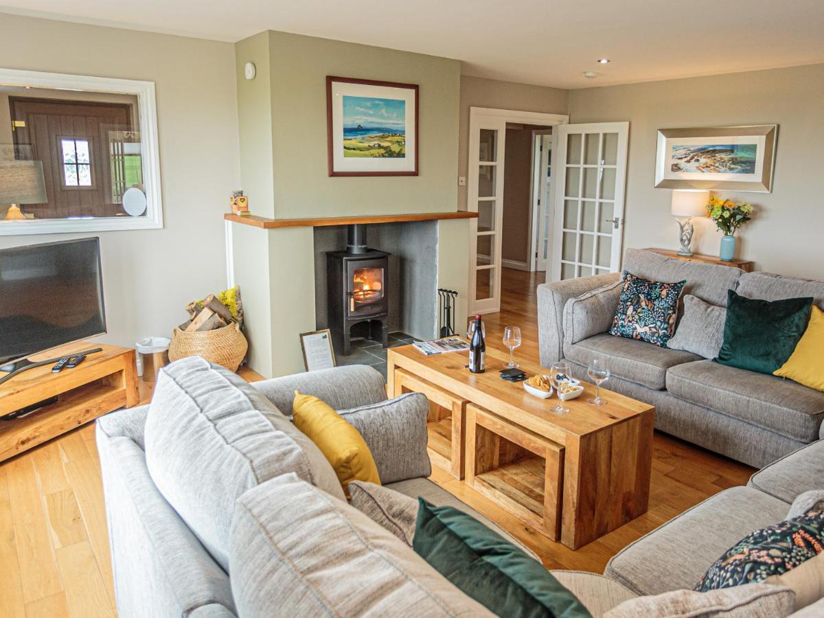 Corsewall Castle Farm Lodges Kirkcolm Экстерьер фото