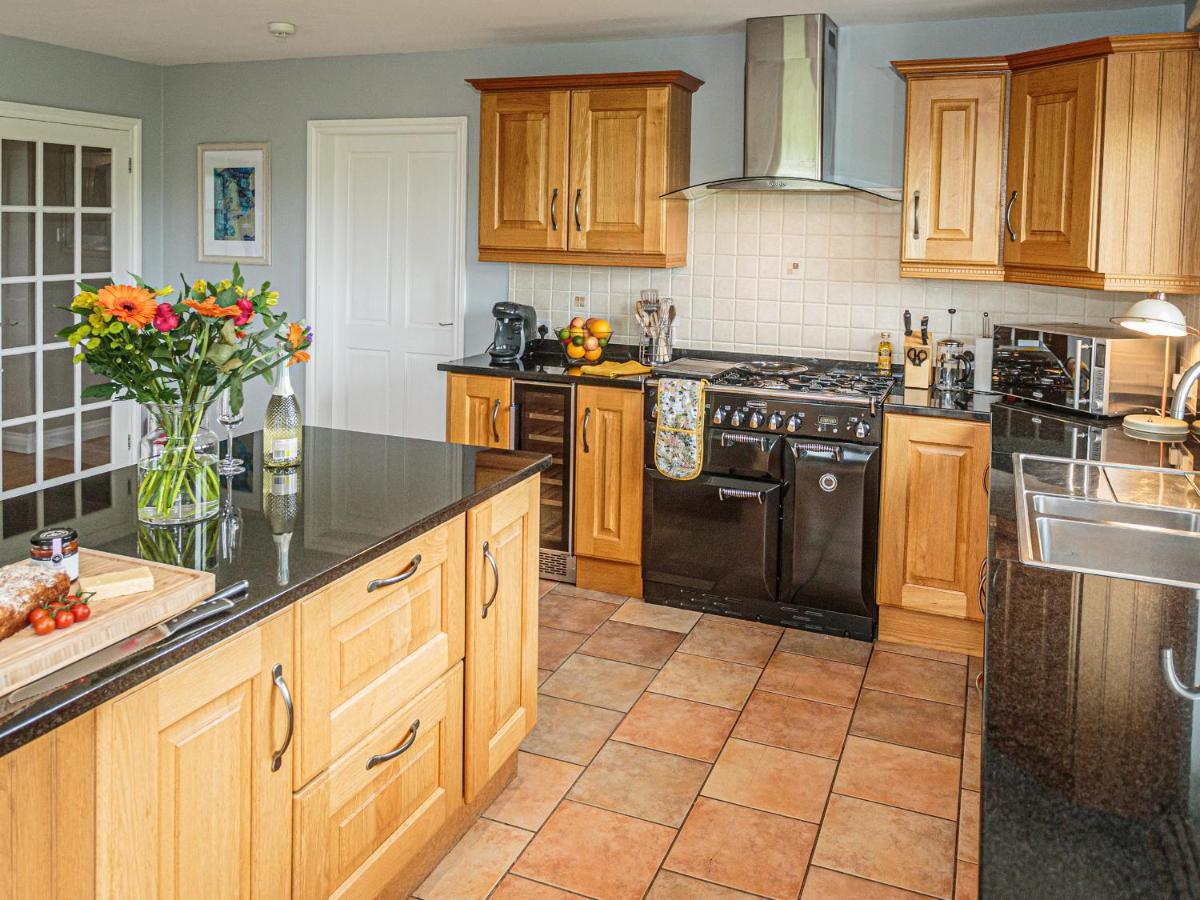 Corsewall Castle Farm Lodges Kirkcolm Экстерьер фото