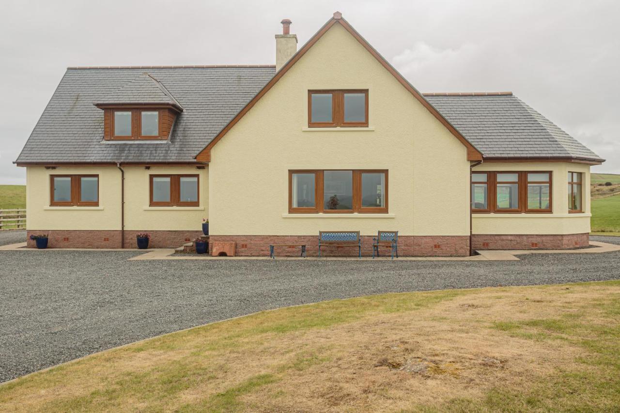 Corsewall Castle Farm Lodges Kirkcolm Экстерьер фото